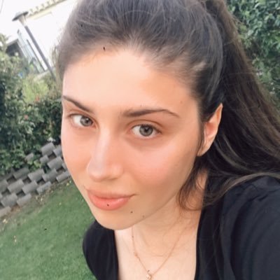 Psikolog İrem